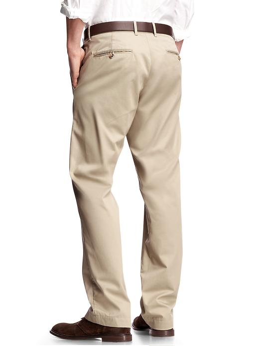 Image number 2 showing, The classic khaki (relaxed fit)
