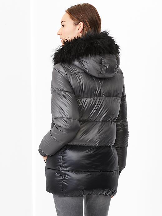 Image number 2 showing, Fur-trim colorblock down puffer