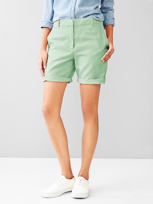 Image number 3 showing, Boyfriend roll-up linen shorts