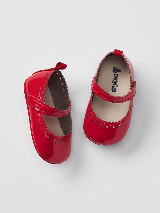 View large product image 1 of 1. Scalloped ballet flats