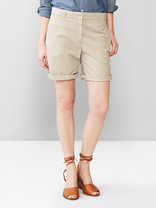 Image number 1 showing, Boyfriend roll-up khaki shorts