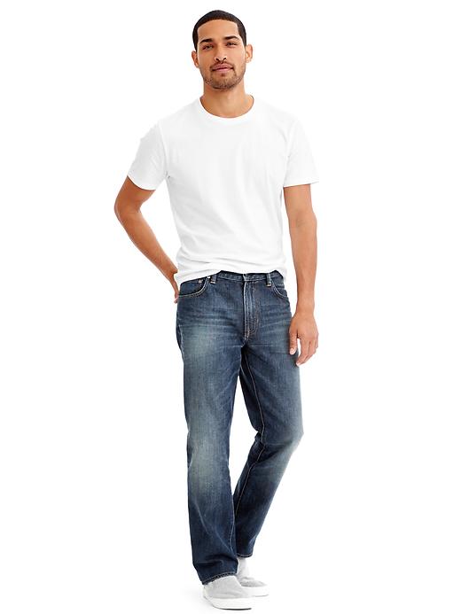 Image number 10 showing, Standard Jeans With Washwell&#153