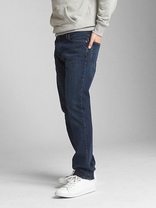 L'image numéro 5 présente Jeans Washwell extensible, coupe cintrée