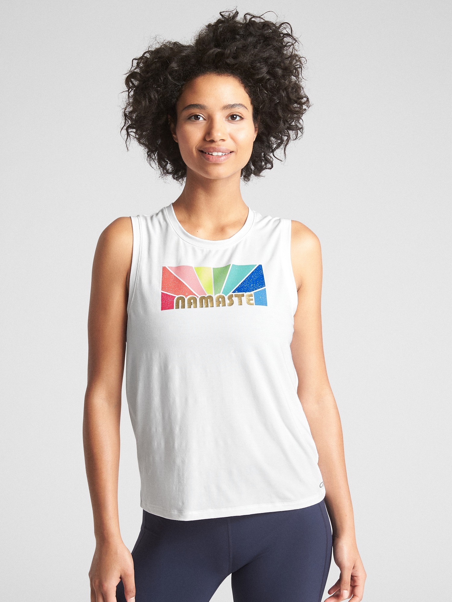 GapFit Breathe Graphic Muscle Tank Top Gap