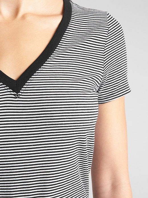 Image number 4 showing, Vintage Wash Stripe V-Neck T-Shirt