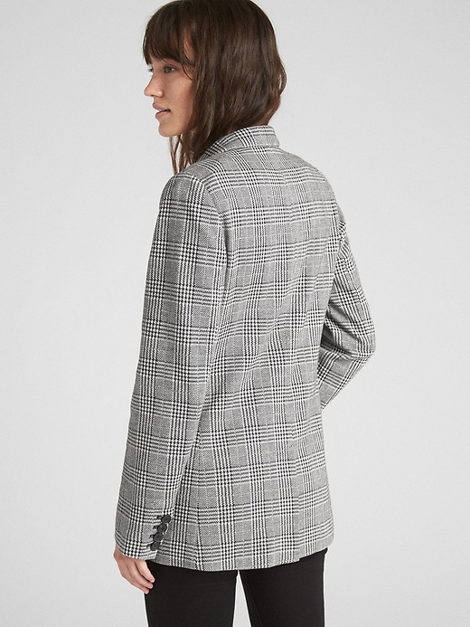 Image number 2 showing, Classic Plaid Girlfriend Blazer