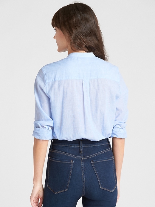 Image number 2 showing, Popover Pintuck Shirt in End-on-End Cotton