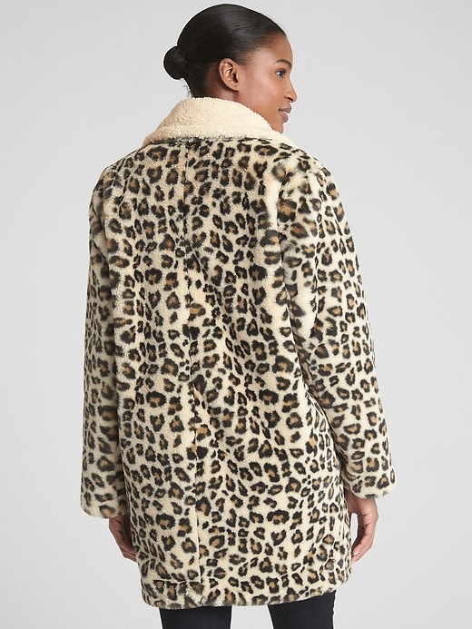 Image number 2 showing, Leopard Faux-Fur Coat