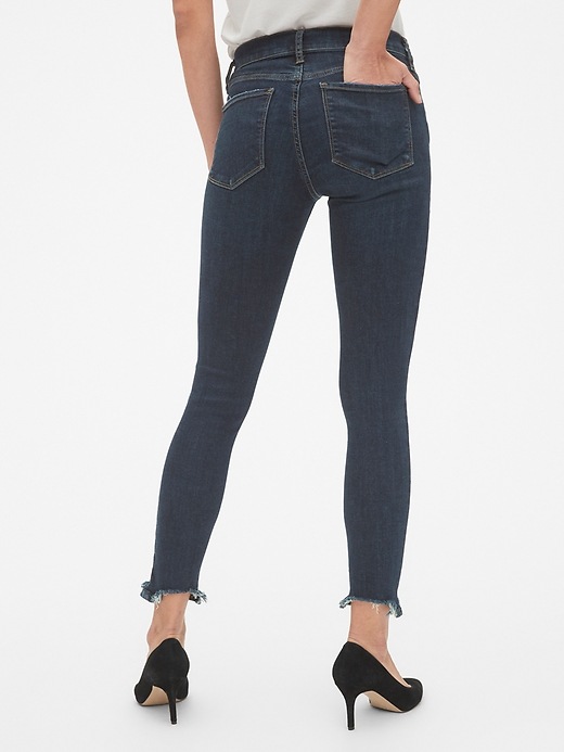 Image number 2 showing, Mid Rise Favorite Ankle Jeggings with Raw Hem