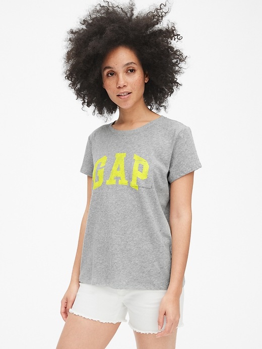 View large product image 1 of 1. Gap Logo Pocket T-Shirt