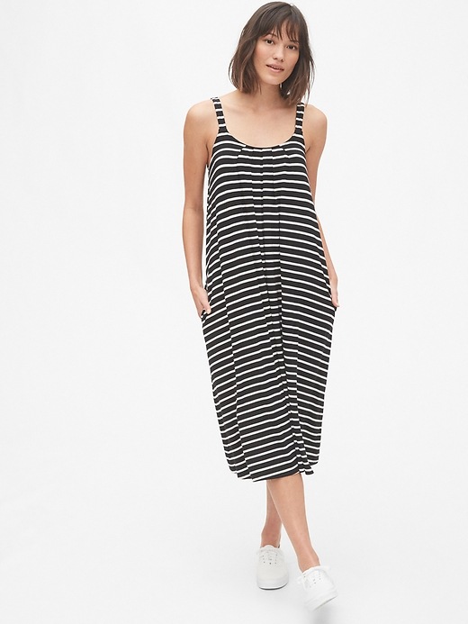 Image number 7 showing, Scoopneck Pleated Midi Dress