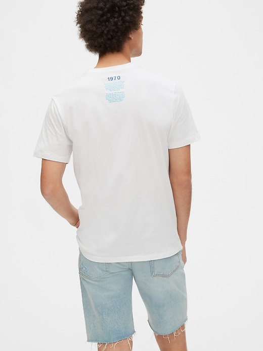 L'image numéro 2 présente T-shirt à manches courtes à imprimé PRIDE Gap X