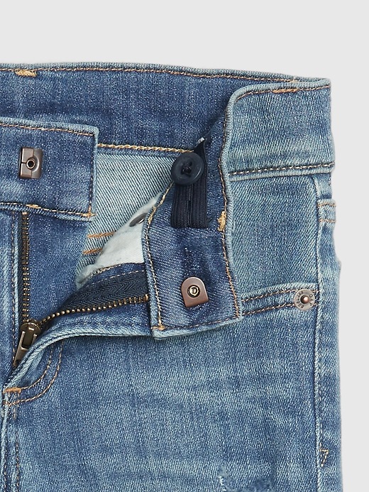 Image number 3 showing, Toddler Destructed Skinny Jeans with Washwell&#153