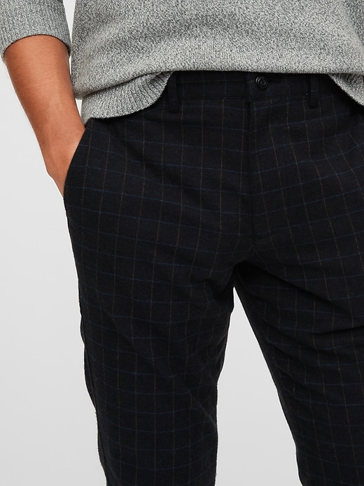 L'image numéro 5 présente Pantalon avec GapFlex, coupe étroite fuselée