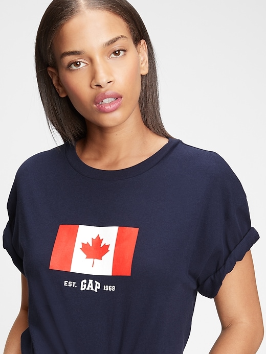 View large product image 1 of 1. Gap Logo Easy T-Shirt