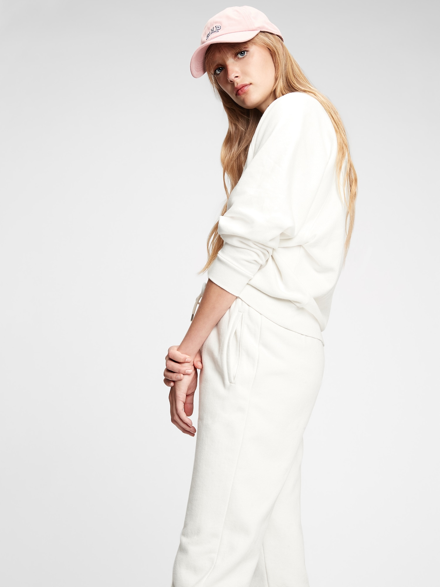 gap joggers womens