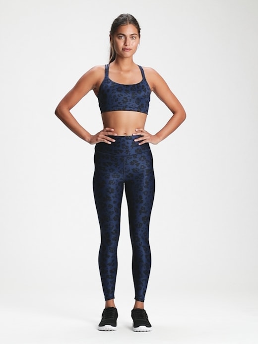 GapFit High Rise 7/8 Leggings in 