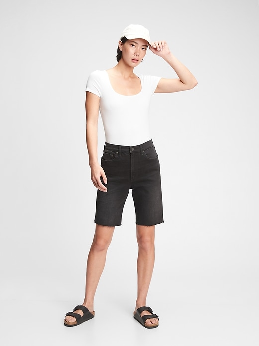 Image number 3 showing, 9'' High Rise Loose Bermuda Shorts With Washwell