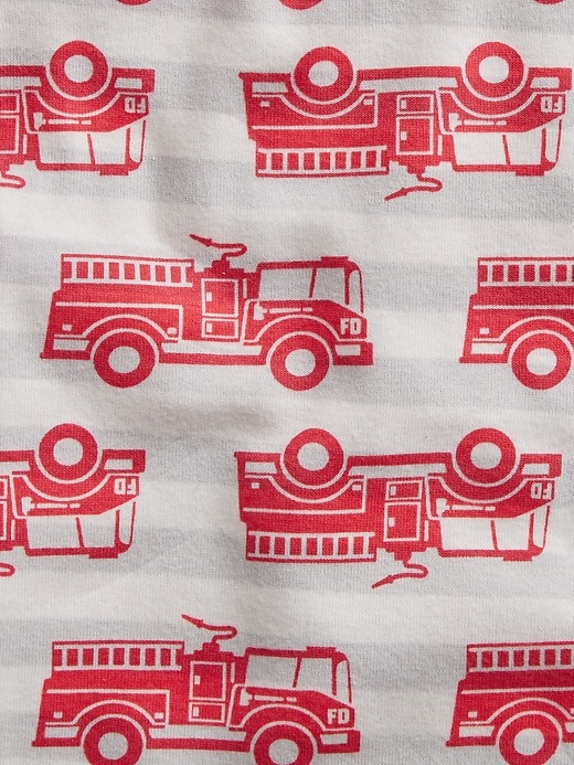 L'image numéro 2 présente Pyjama en coton biologique à motif camion de pompier babyGap