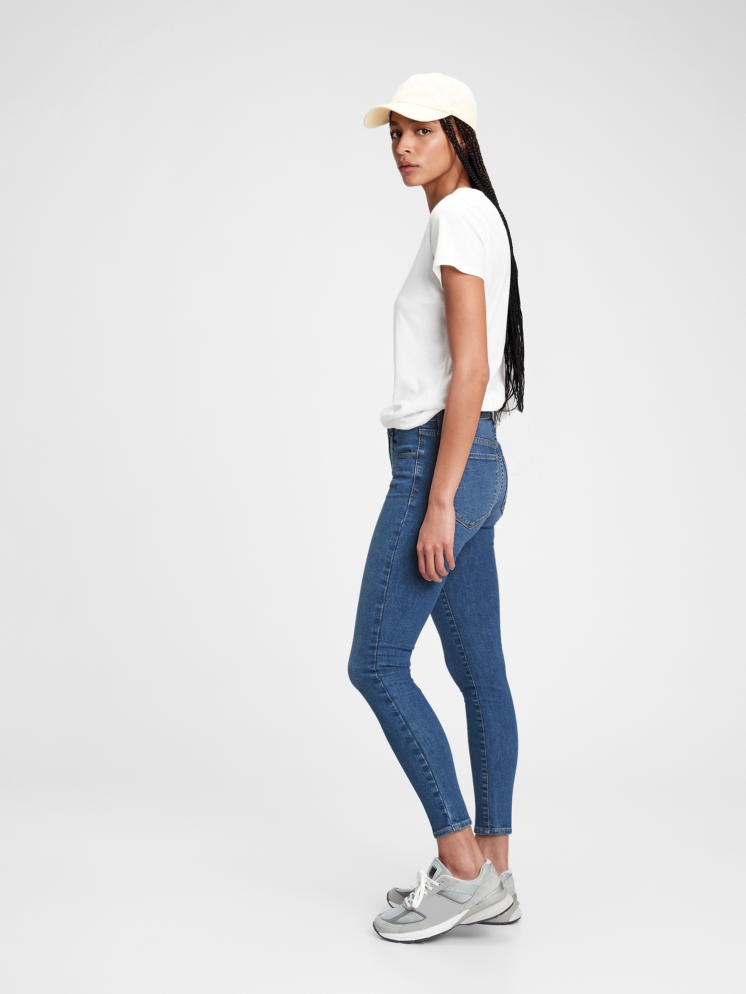 Mid Rise Universal Jegging with 