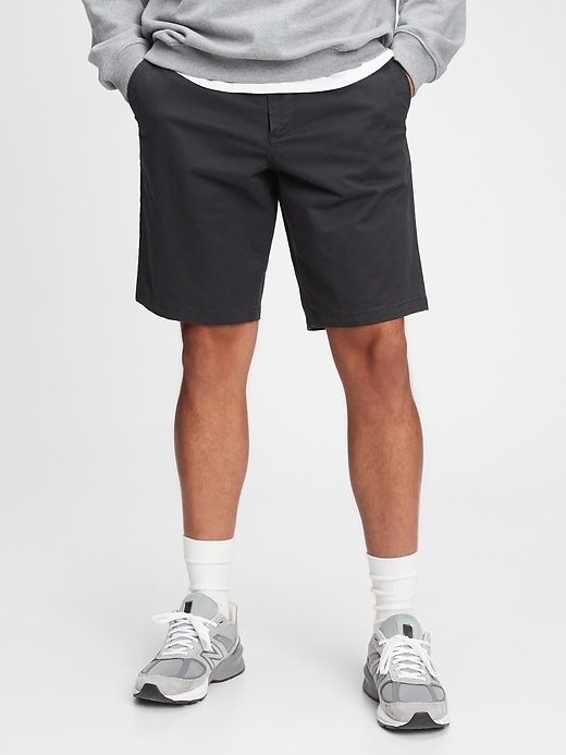 gap grey shorts