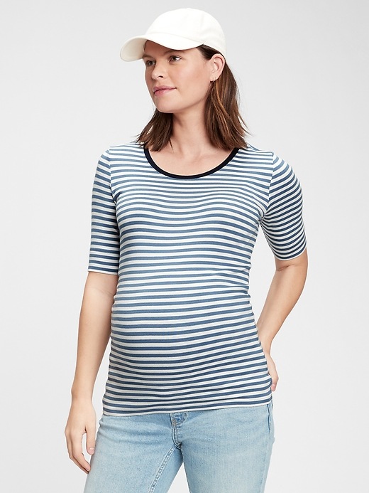 Image number 5 showing, Maternity Modern Scoopneck T-Shirt