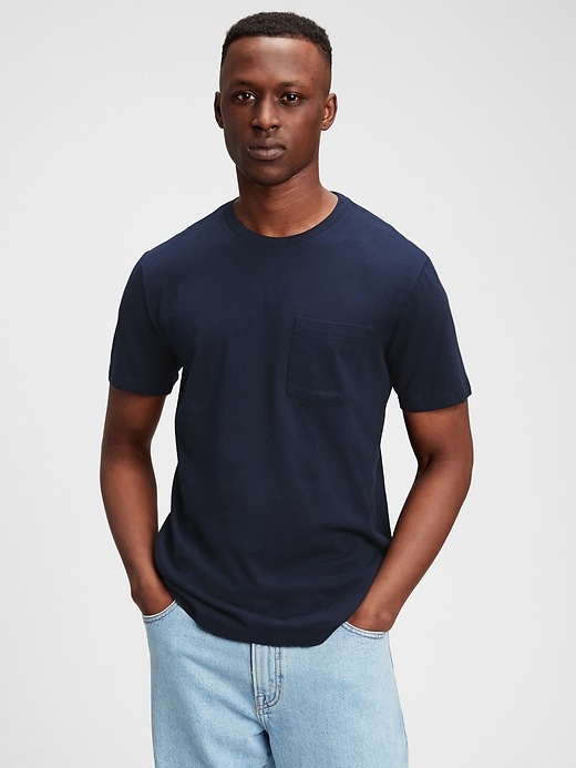Gap Men's Pocket T-Shirt True Black Size M