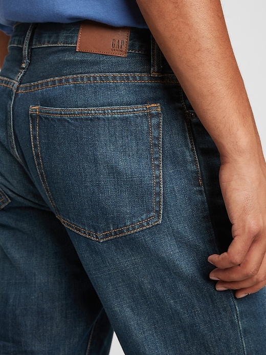 Image number 6 showing, Standard Jeans With Washwell&#153