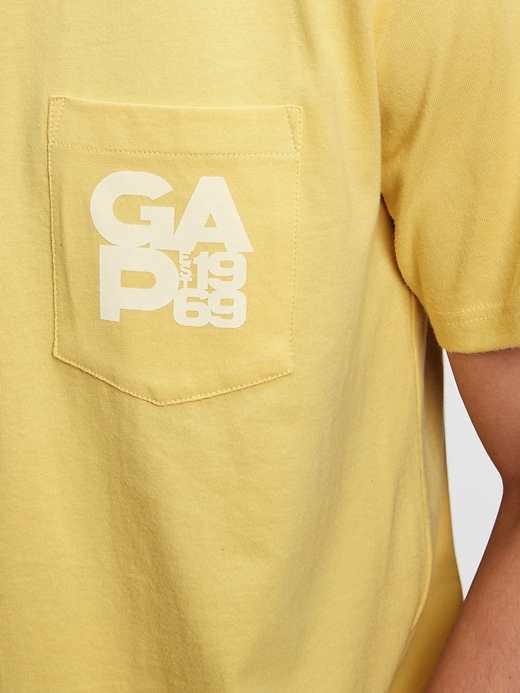 Image number 4 showing, 100% Organic Cotton Gap Logo Pocket T-Shirt