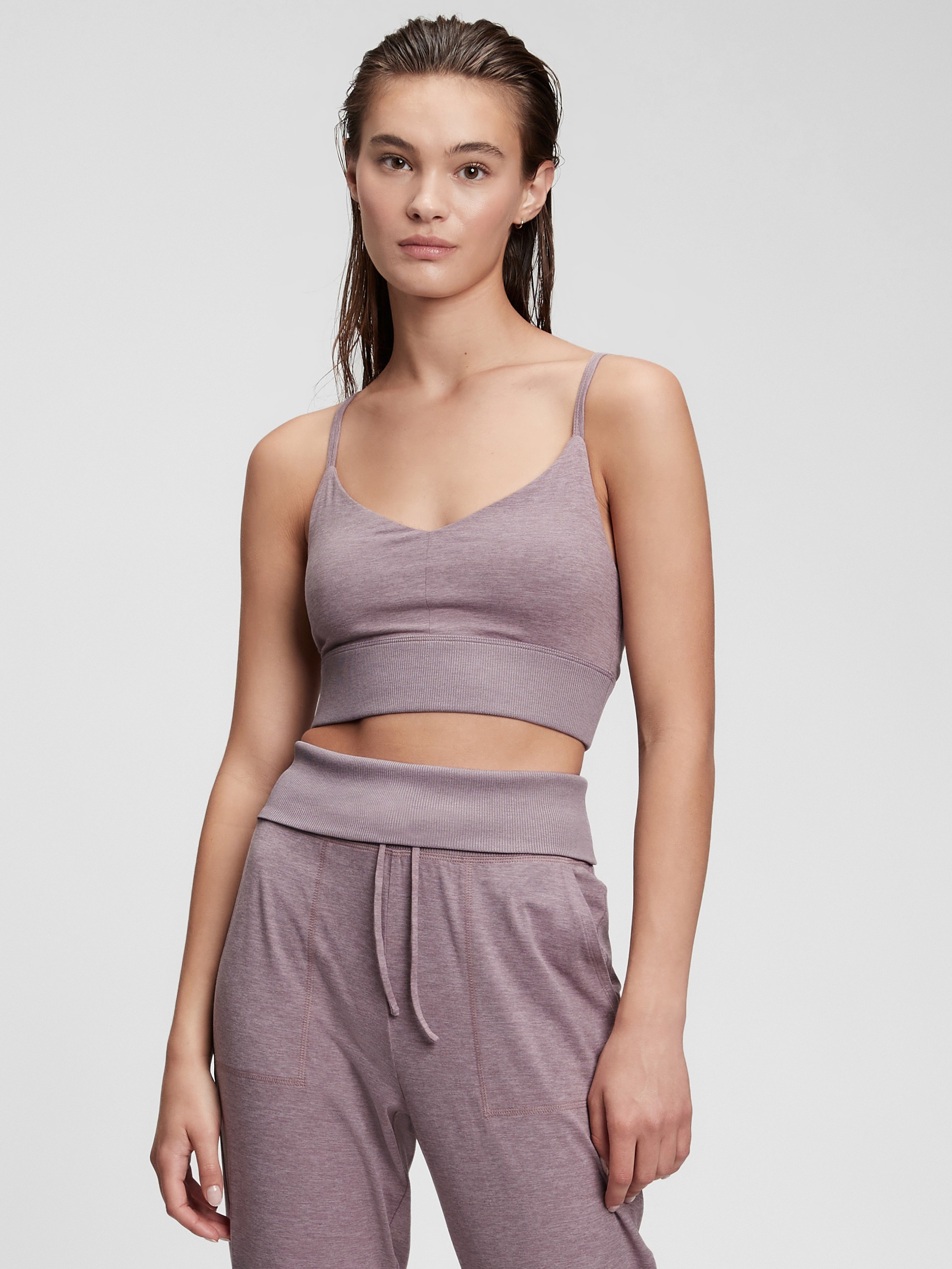 GapFit Brushed Tech Jersey Brami | Gap GapFit Brushed Tech Jersey Brami | Gap