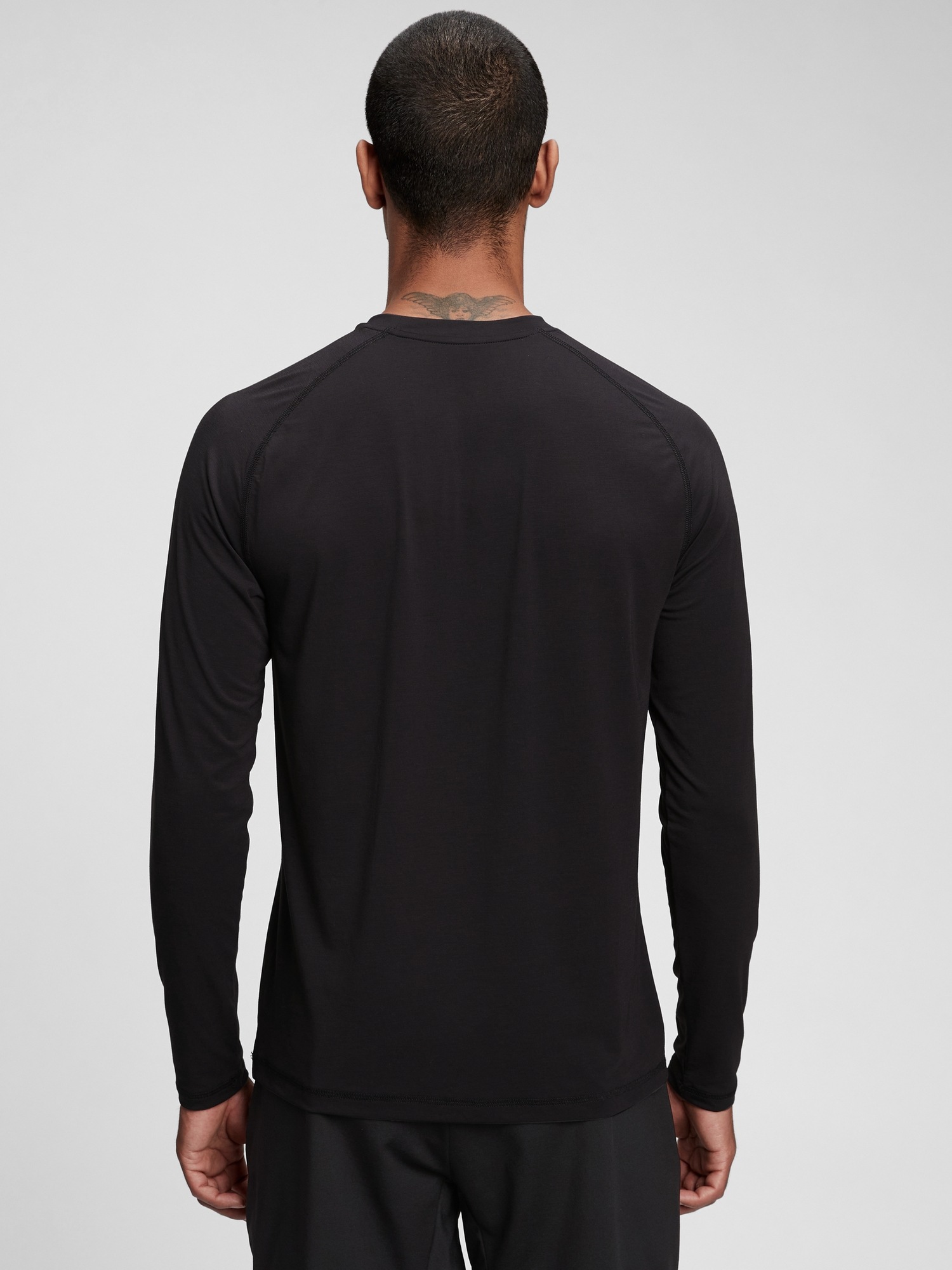 gapfit long sleeve shirt