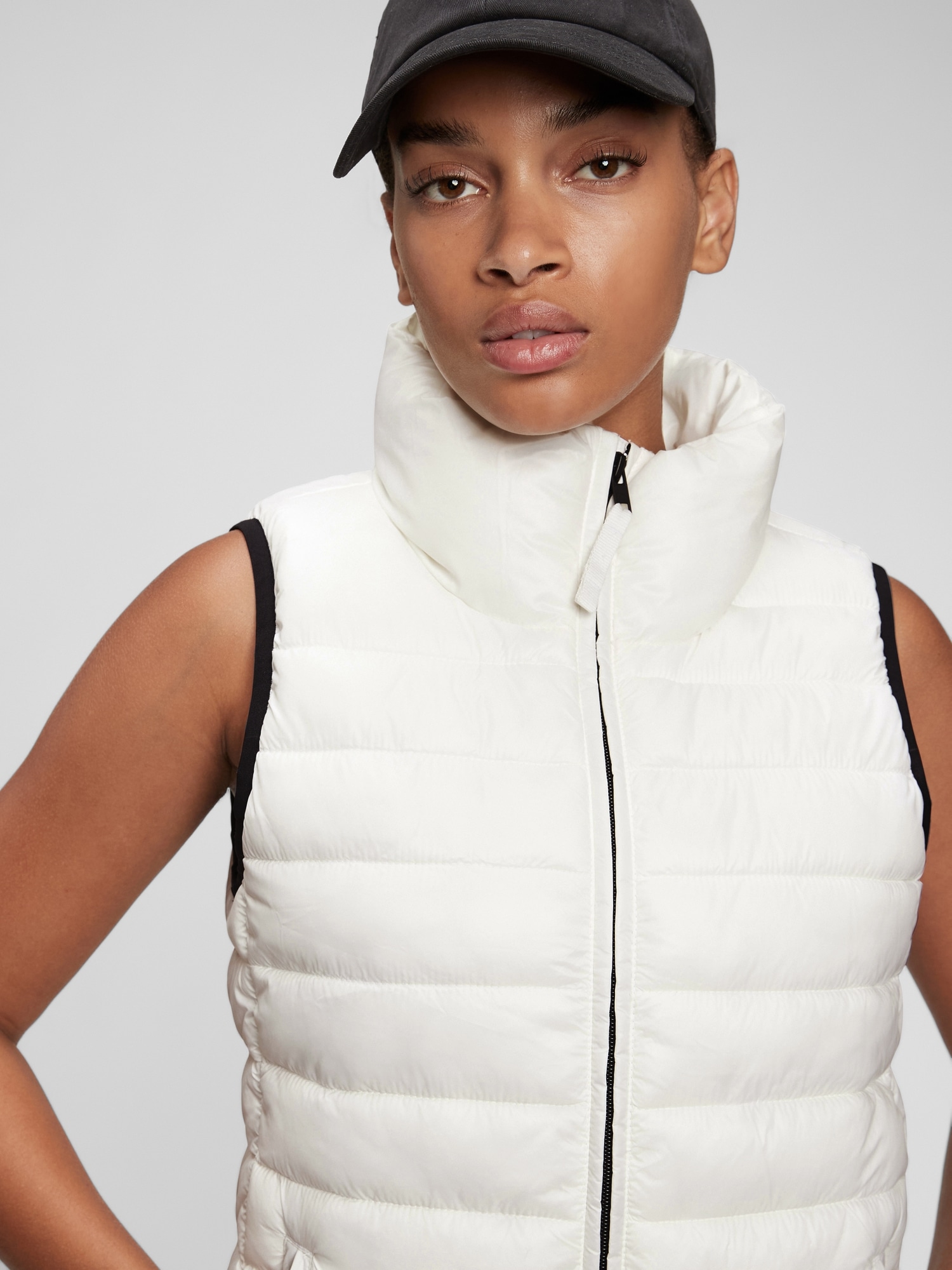 gap puffer vest
