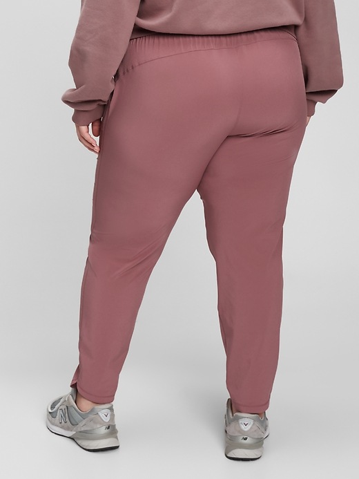 GapFit Recycled Runaround Joggers | Gap