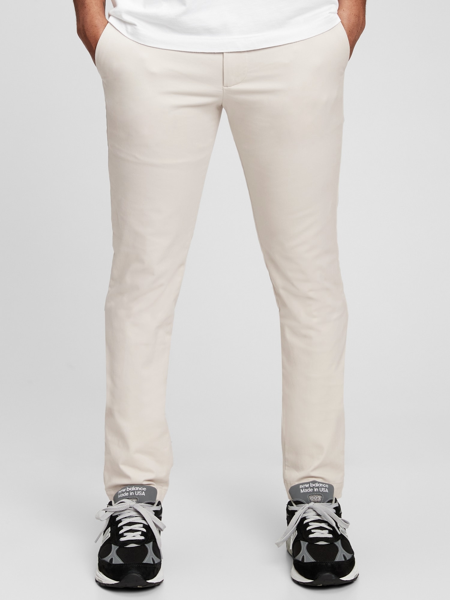 Modern Khakis in Skinny with GapFlex |