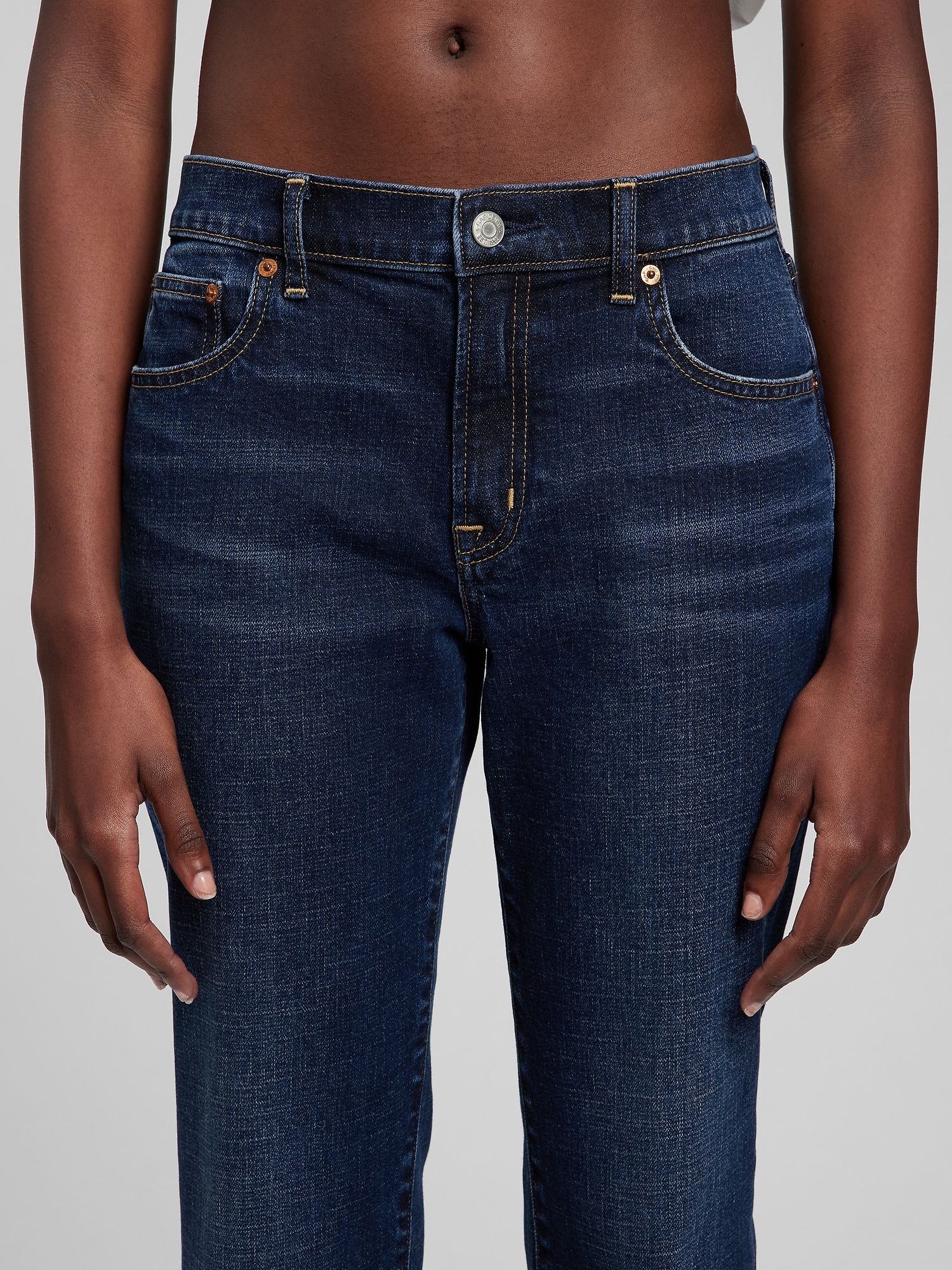 Mid Rise Girlfriend Jeans with Washwell 