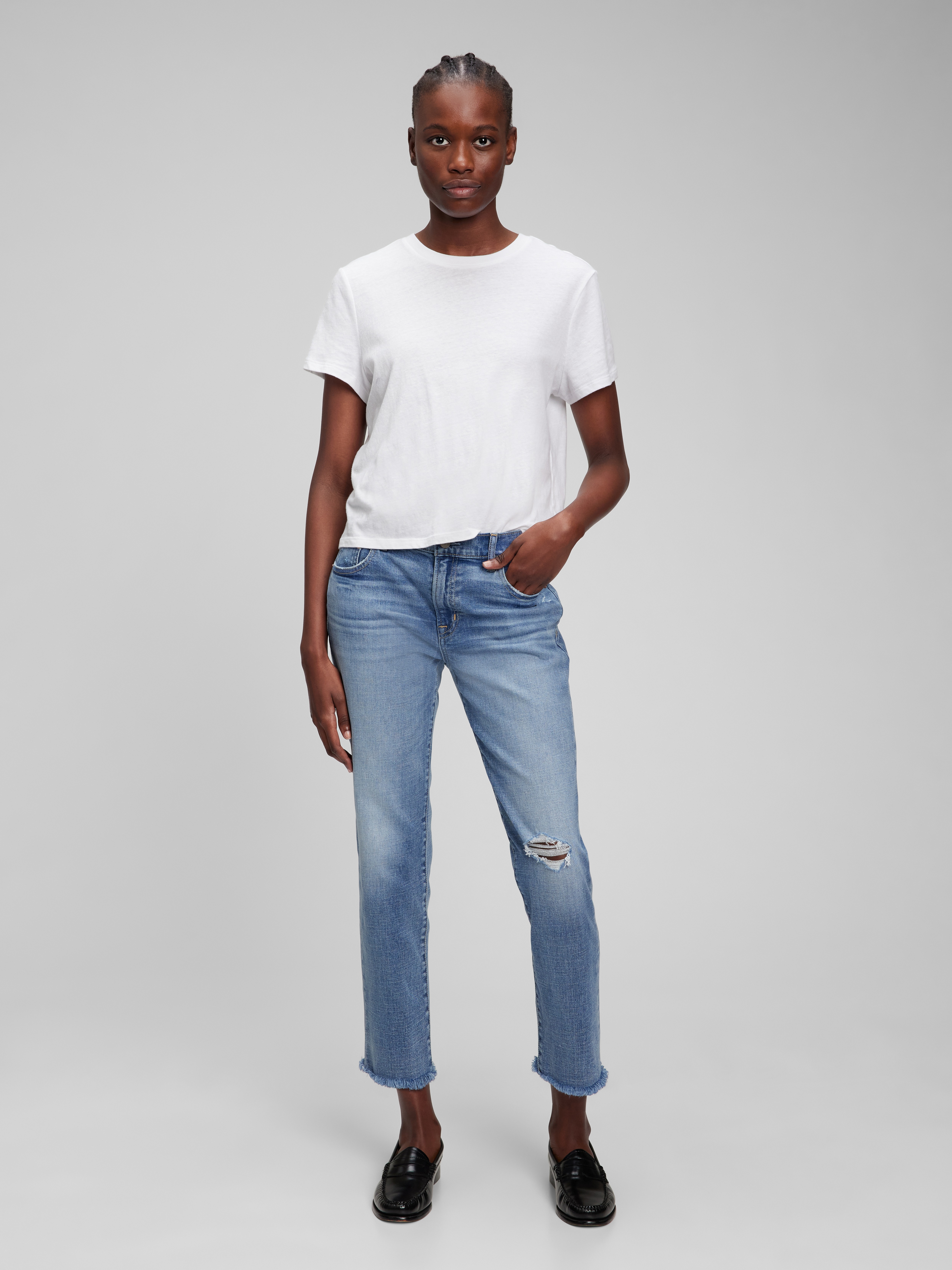 Mid Rise Girlfriend Jeans with Washwell 