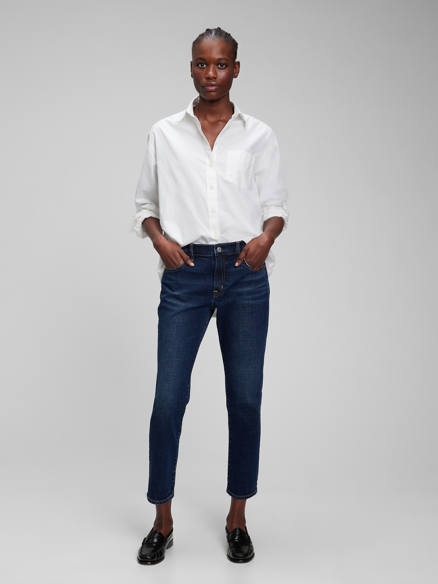 Mid Rise Girlfriend Jeans with Washwell 