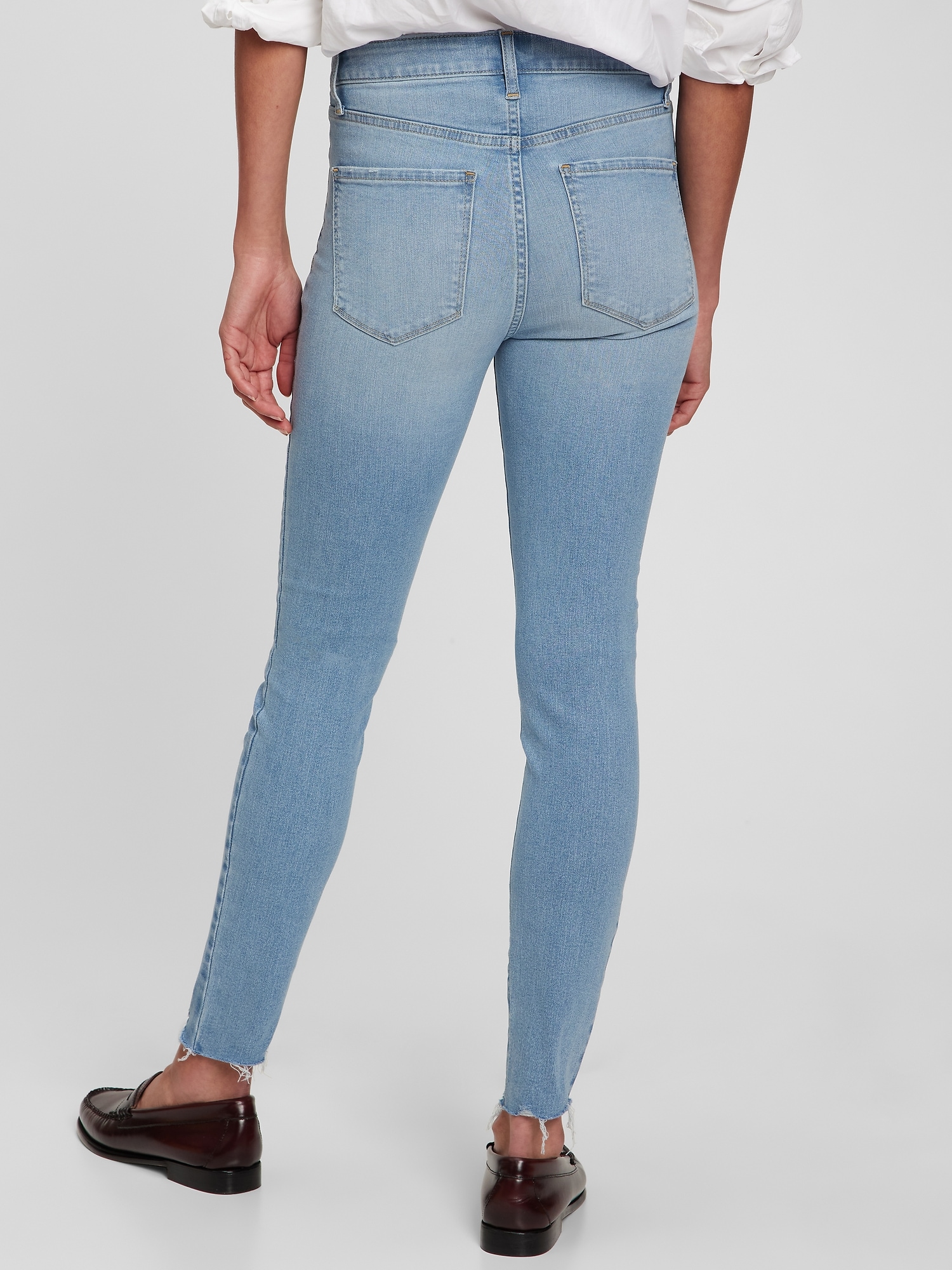 Sky High Rise Universal Jegging with Washwell