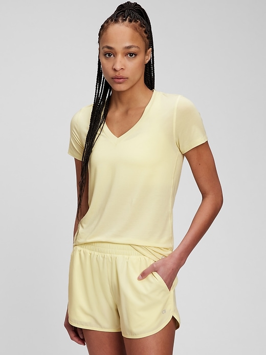GapFit Breathe V-Neck T-Shirt | Gap