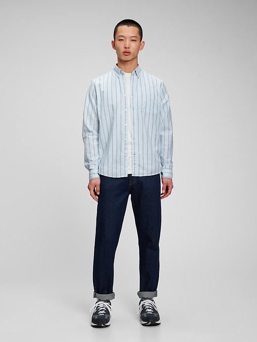 Image number 6 showing, Classic Oxford Shirt in Untucked Fit