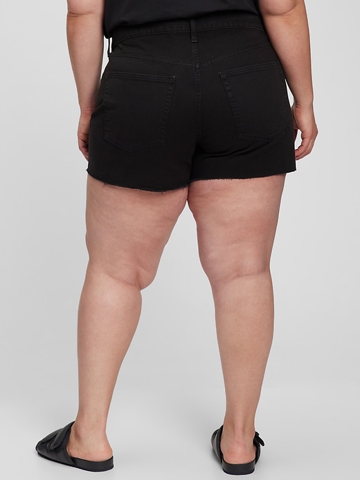 low-stride-shorts-gap