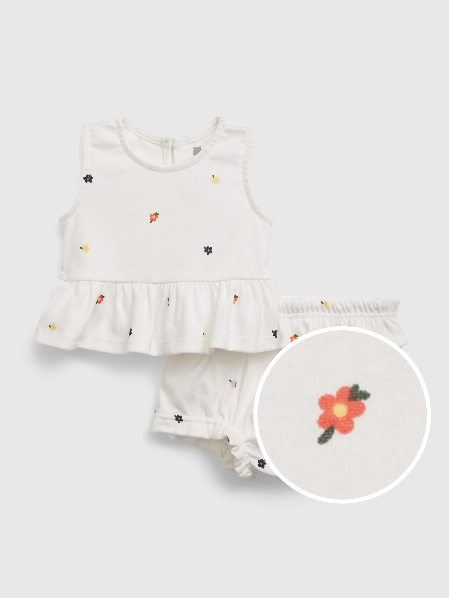 Gap Baby Ruffled Two-Piece Outfit Set white. 1