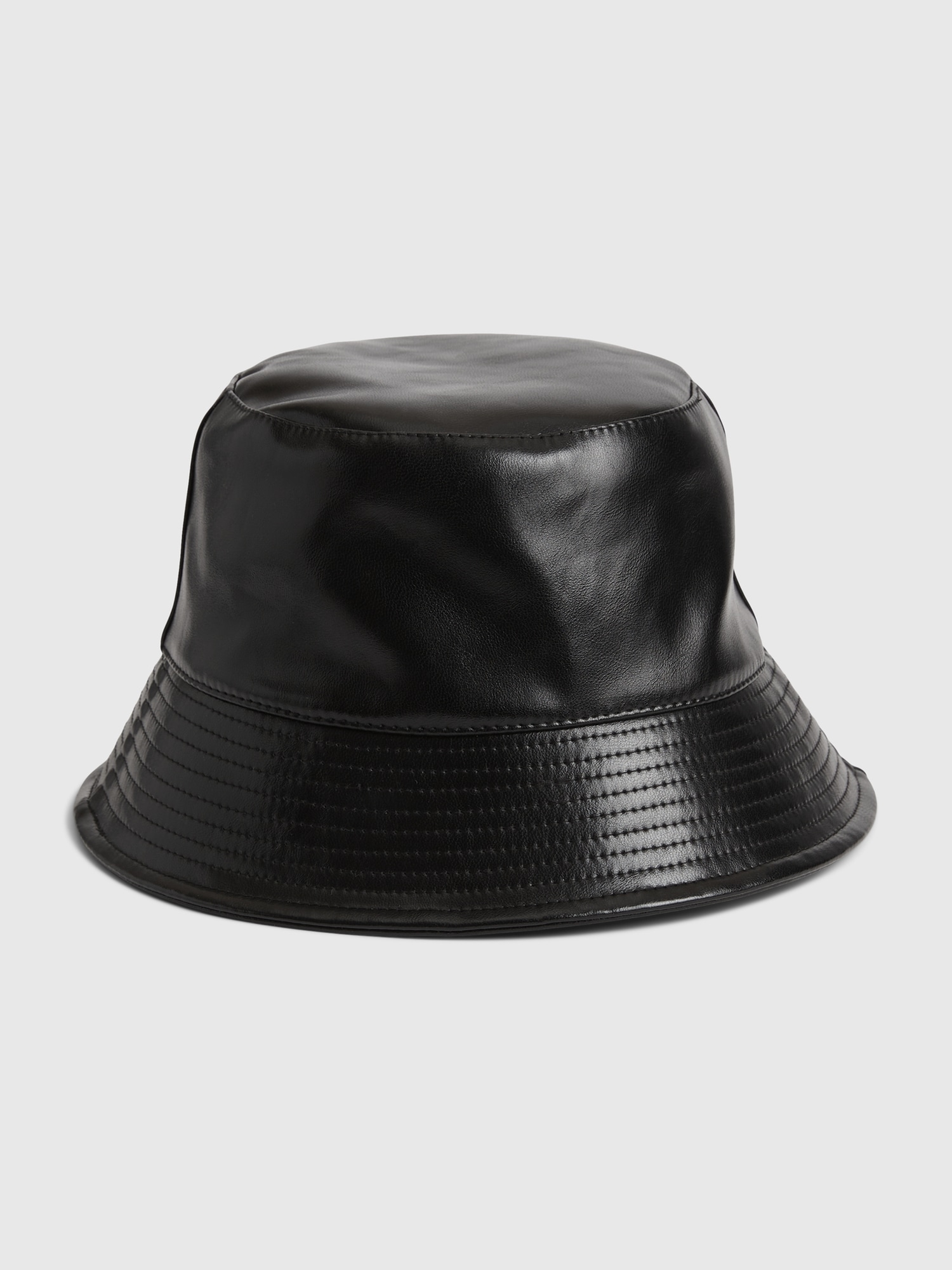 Gap Faux-Leather Bucket Hat black. 1