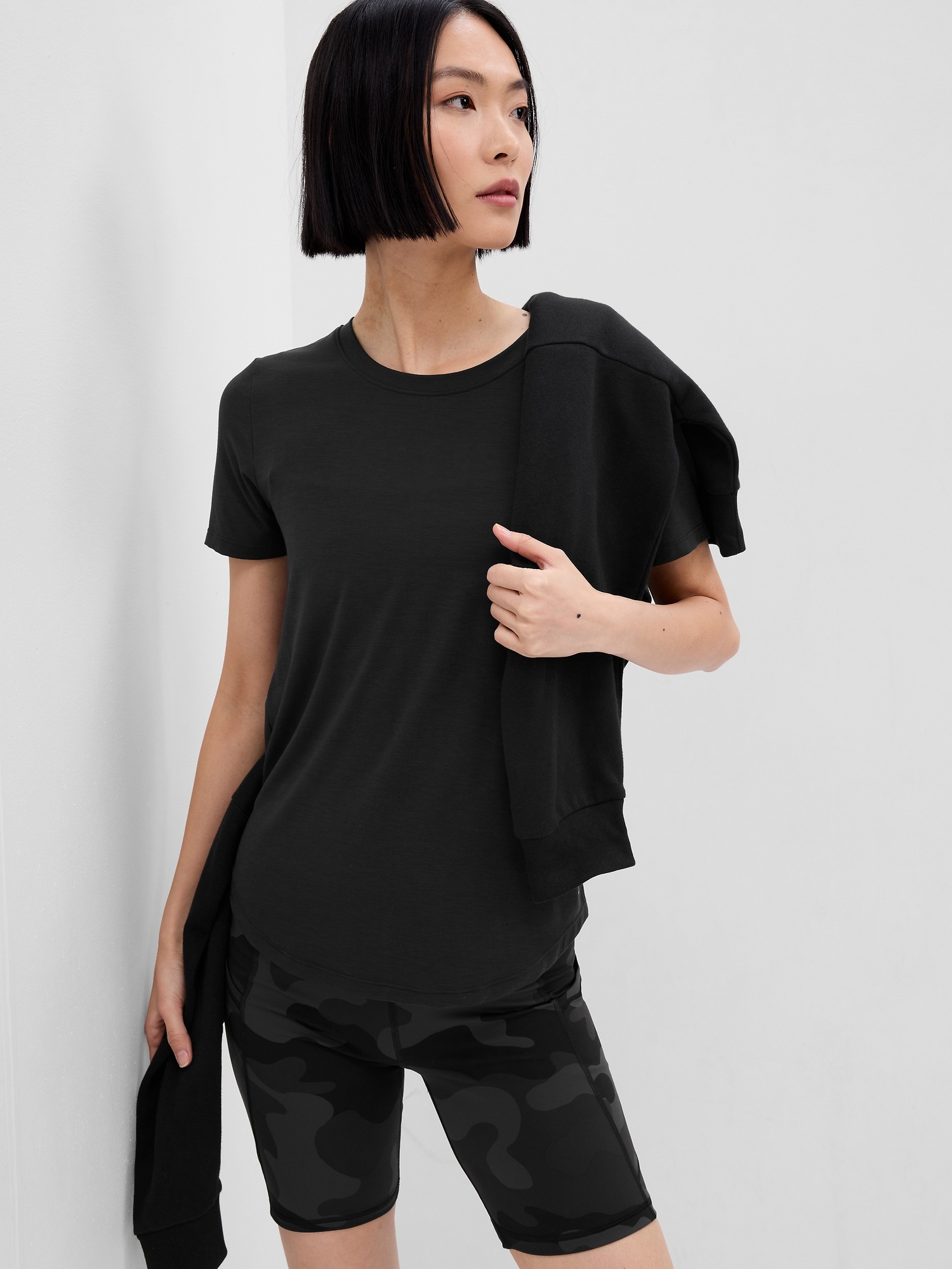 GapFit Breathe T-Shirt