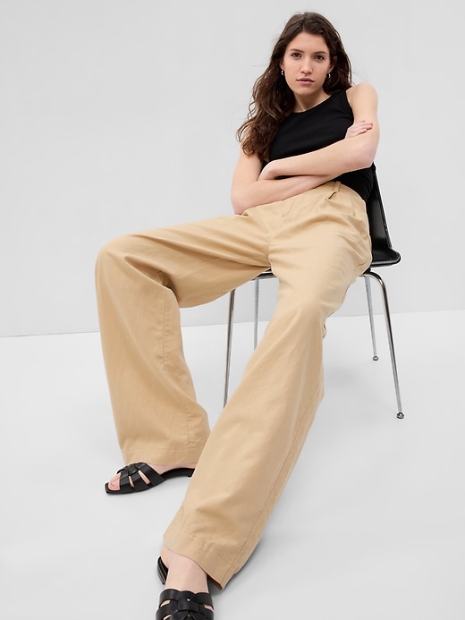 Image number 8 showing, Linen-Cotton Pleated Pants
