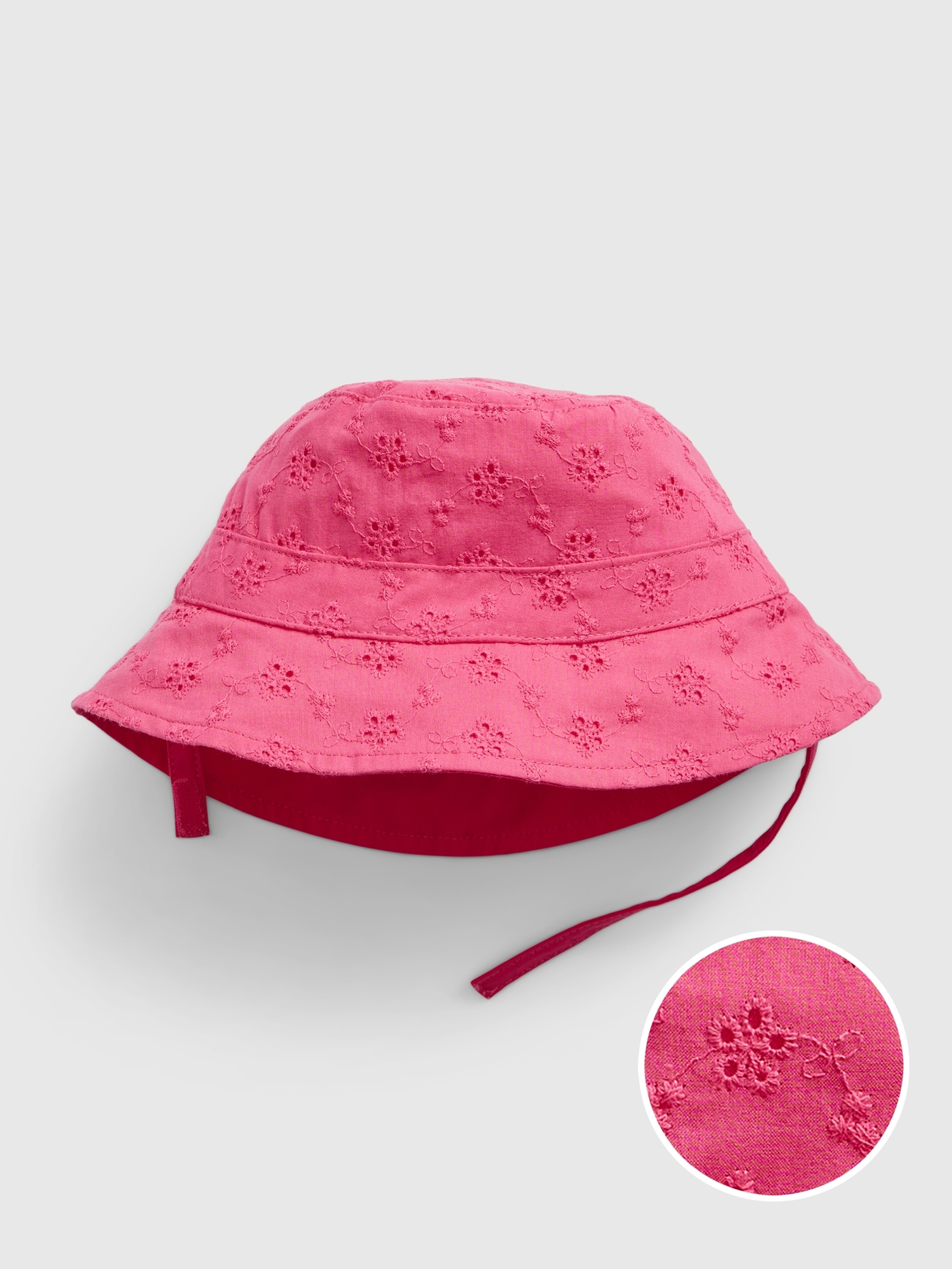Gap Baby Eyelet Bucket Hat pink. 1