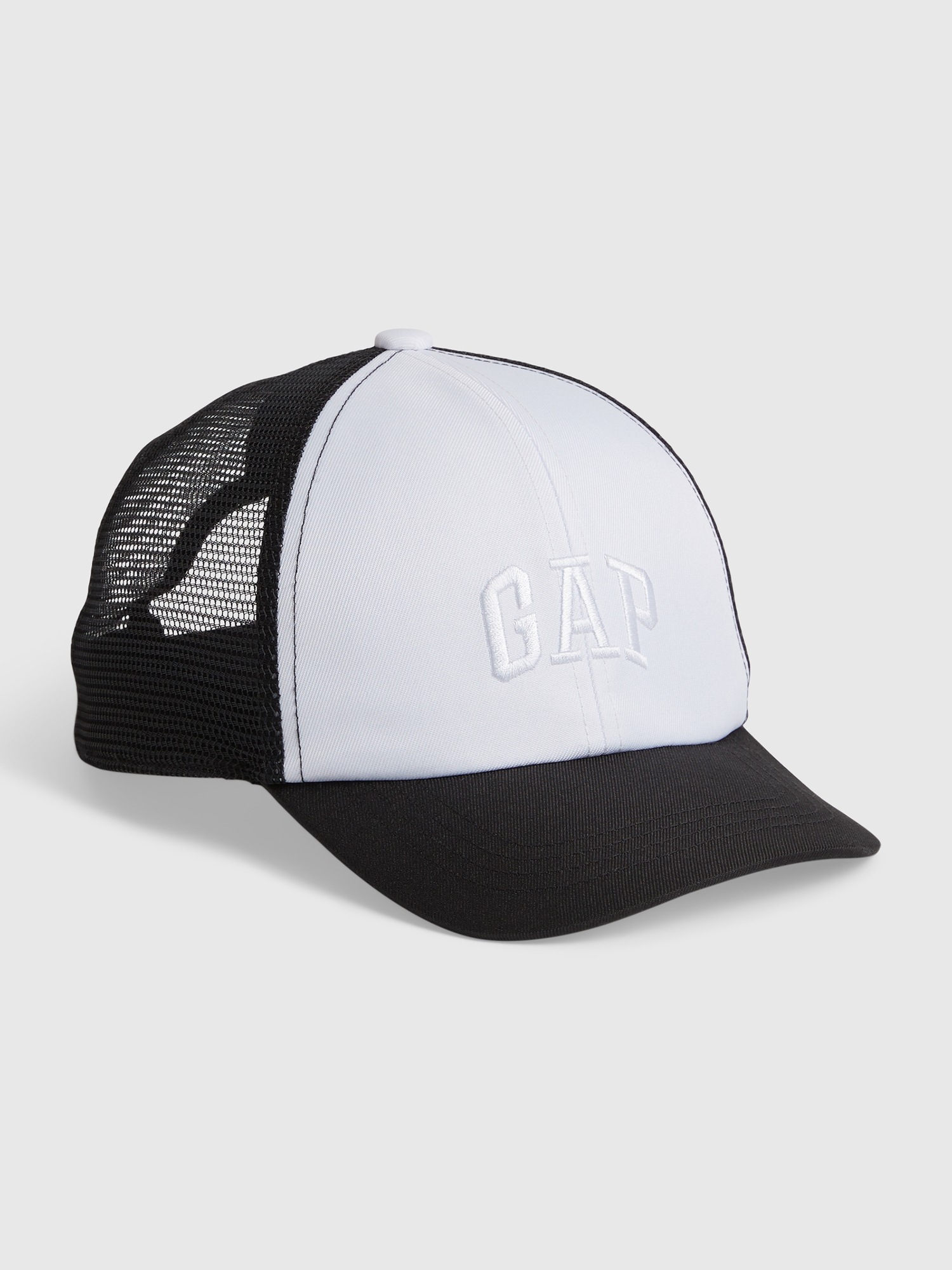 Gap Kids Gap Arch Logo Trucker Hat black. 1