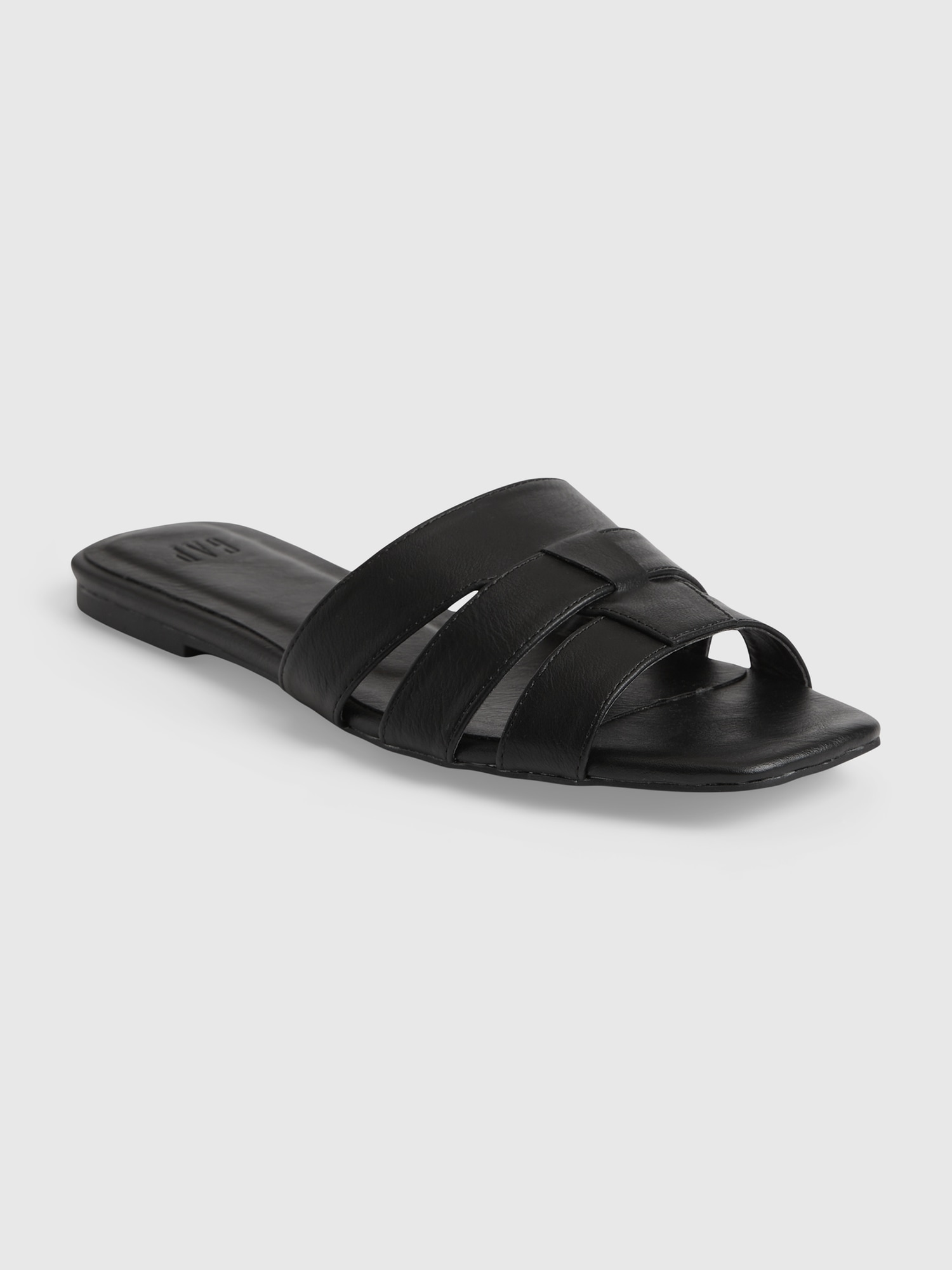 Gap Faux-Leather Sandals black. 1