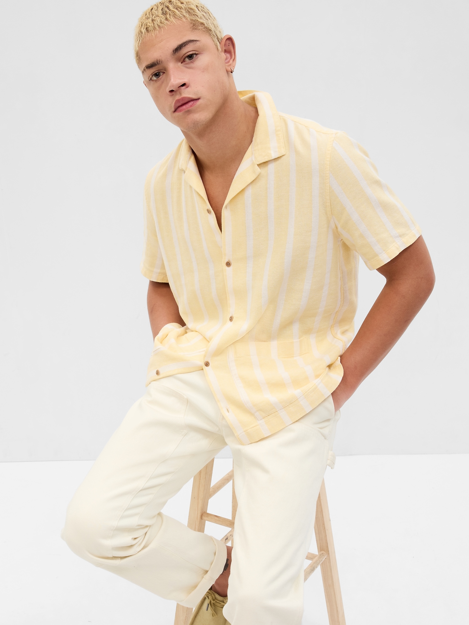 Gap Linen-Cotton Cabana Shirt yellow. 1