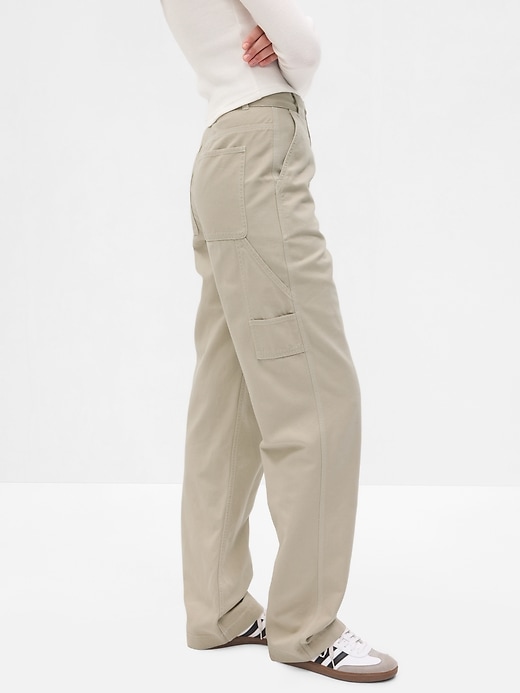 L'image numéro 8 présente Pantalon de menuisier ample à taille basse moyenne